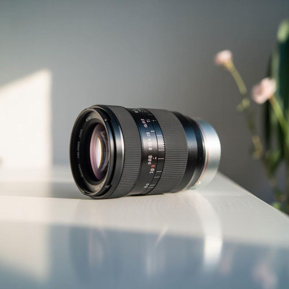 obiektyw z oznaczeniami ogniskowej